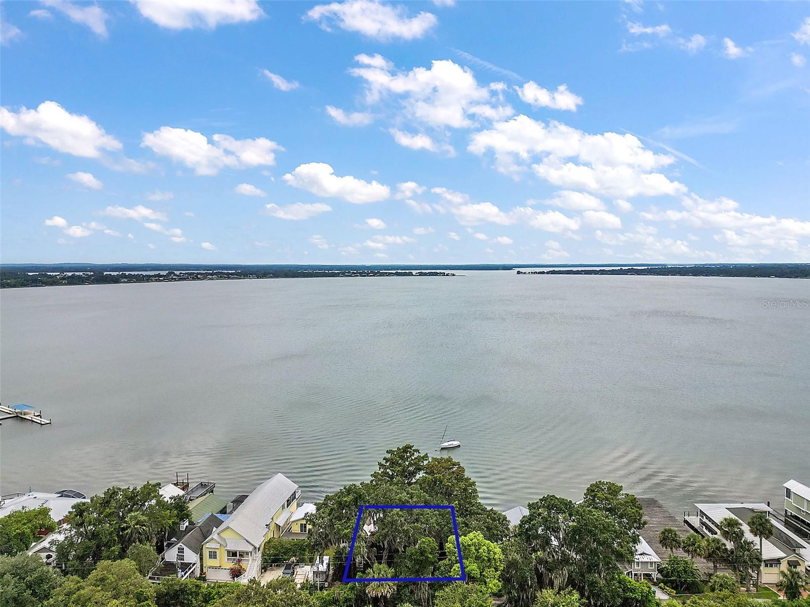 408 LAKE DORA RD #B, MOUNT DORA, FL, 32757