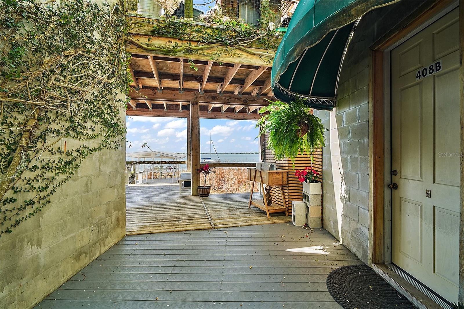 408 LAKE DORA RD #B, MOUNT DORA, FL, 32757