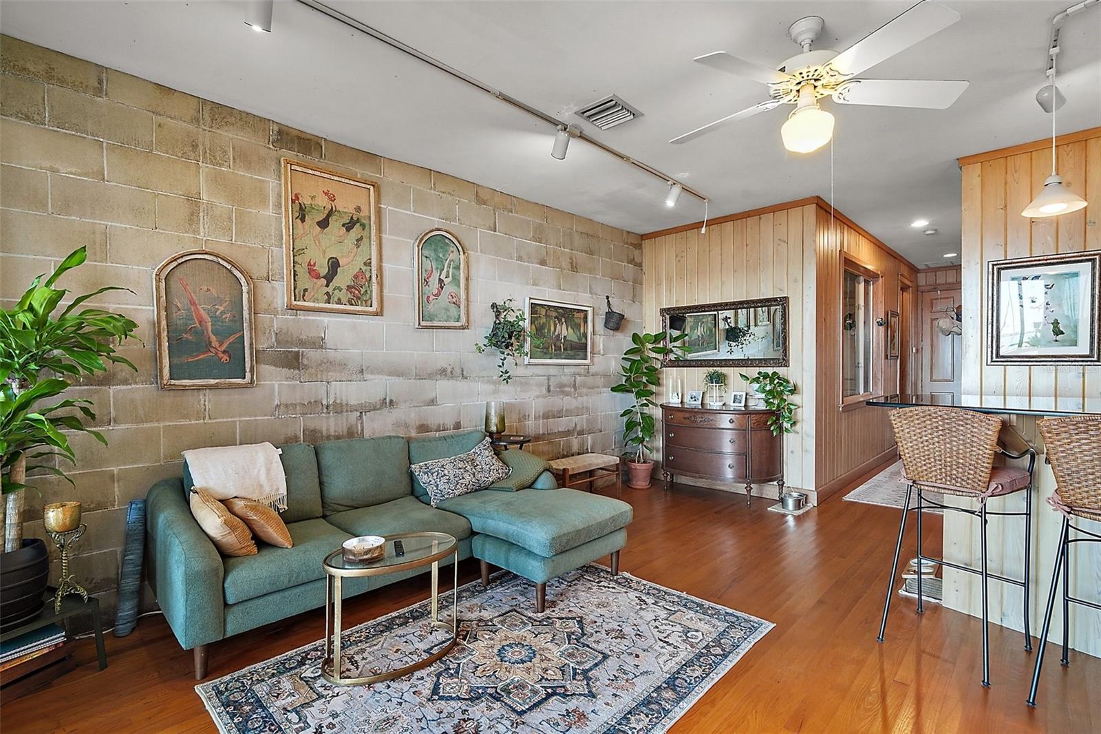 408 LAKE DORA RD #B, MOUNT DORA, FL, 32757