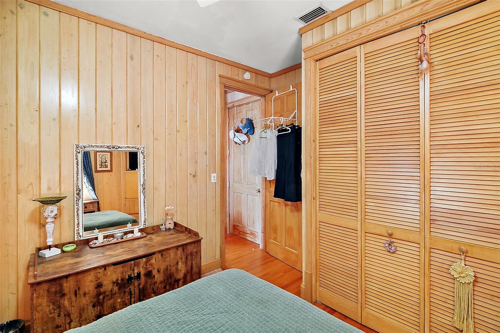 408 LAKE DORA RD #B, MOUNT DORA, FL, 32757