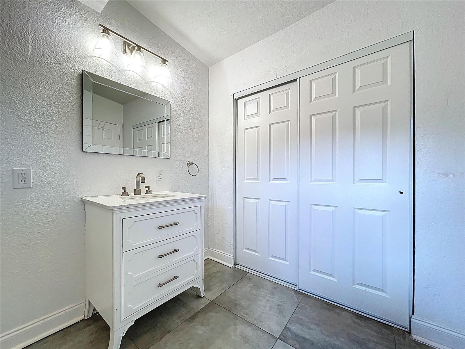1403 E LAURA ST, PLANT CITY, FL, 33563