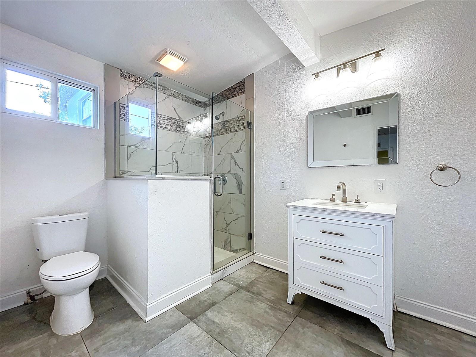 1403 E LAURA ST, PLANT CITY, FL, 33563