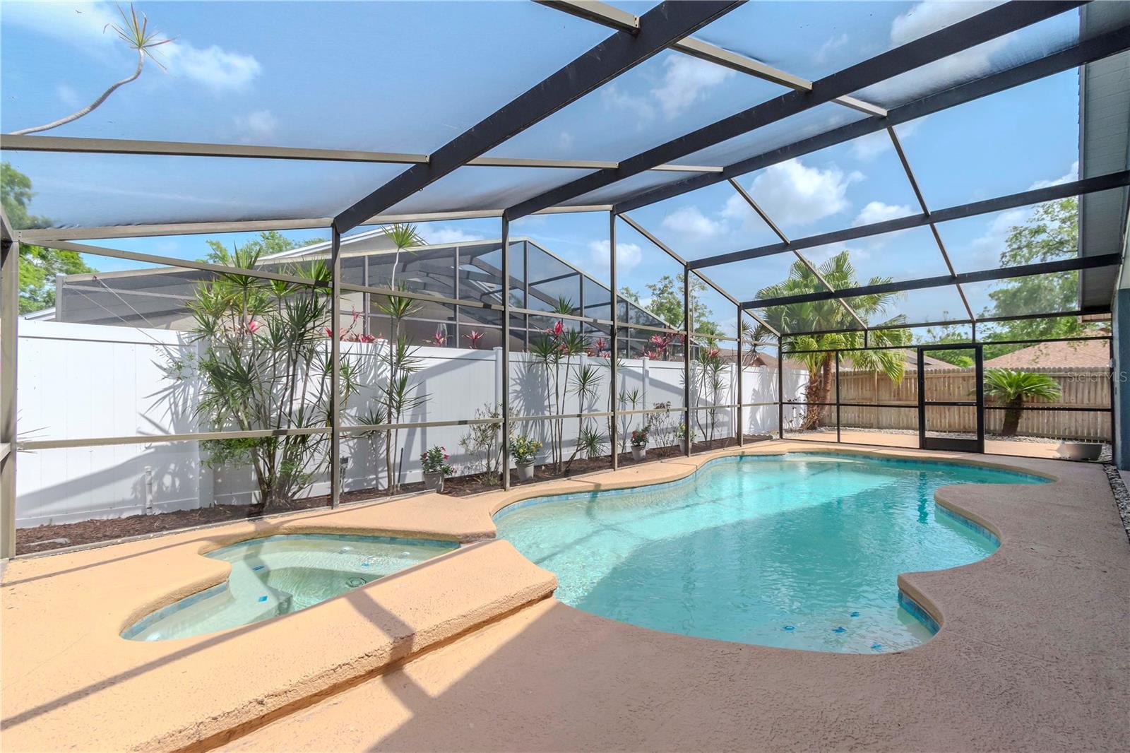 14501 BRAMBIE CT, TAMPA, FL, 33624
