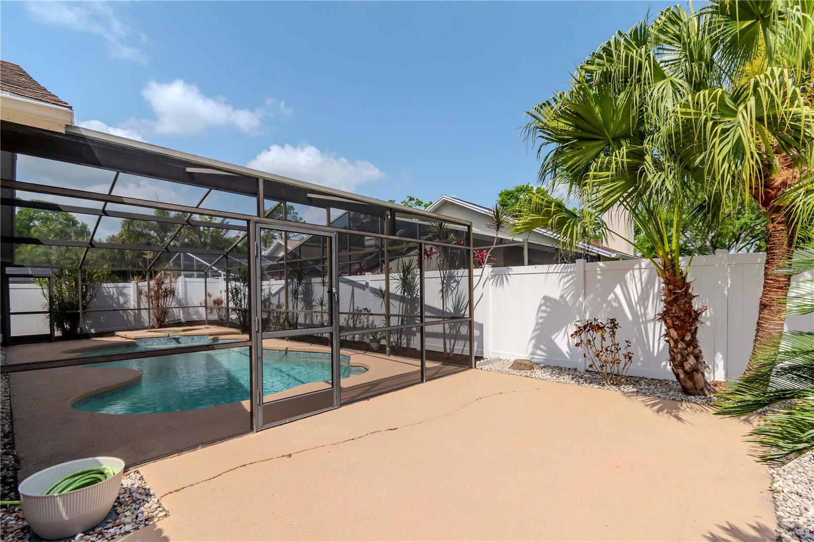 14501 BRAMBIE CT, TAMPA, FL, 33624
