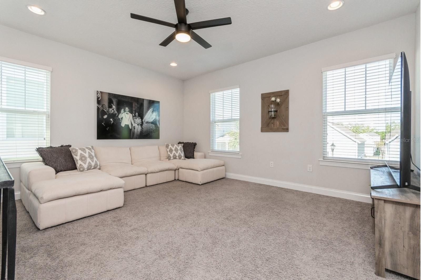 985 HUNTSPOINT ST, WINTER GARDEN, FL, 34787