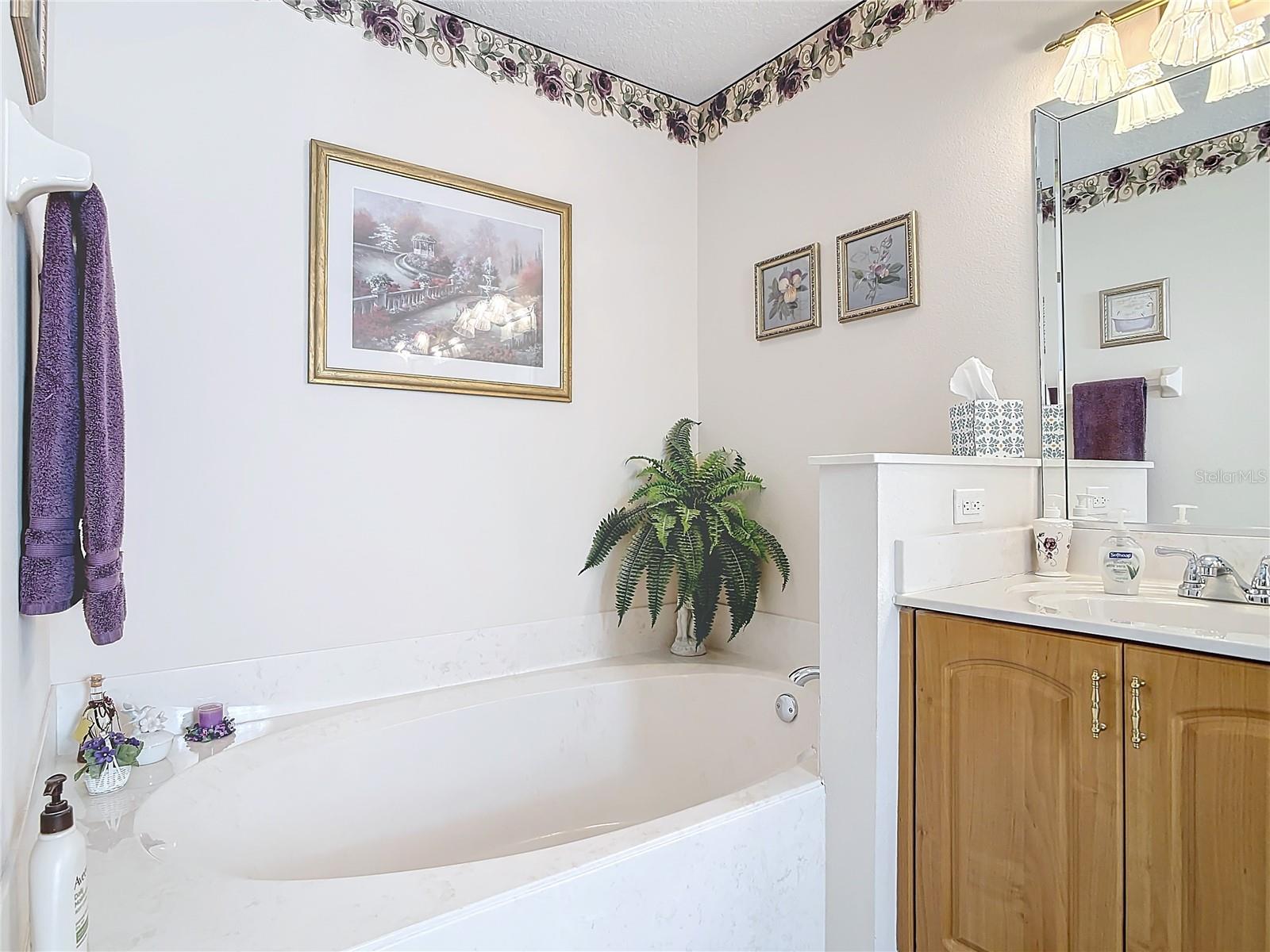 9 CEDAR HOLLOW CT, PALM COAST, FL, 32137