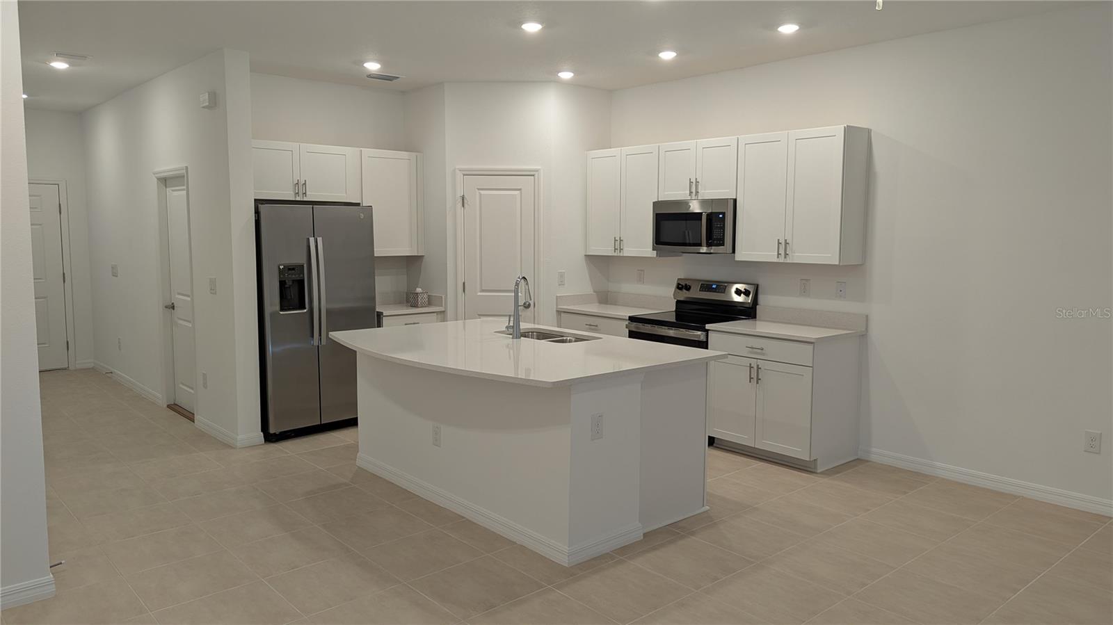 33015 KALOKO RD, WESLEY CHAPEL, FL, 33543