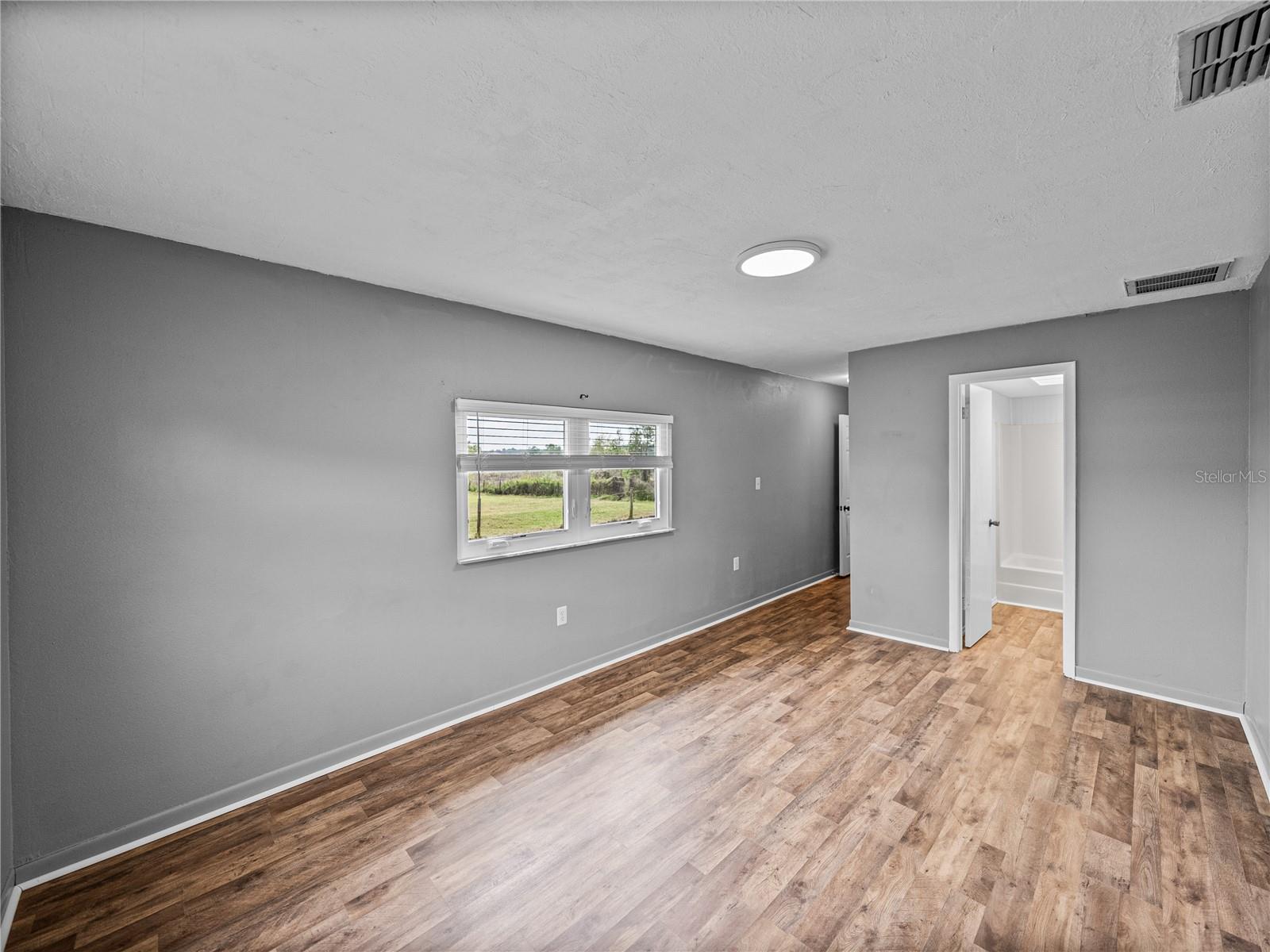 3301 LAMPP RD, PLANT CITY, FL, 33565