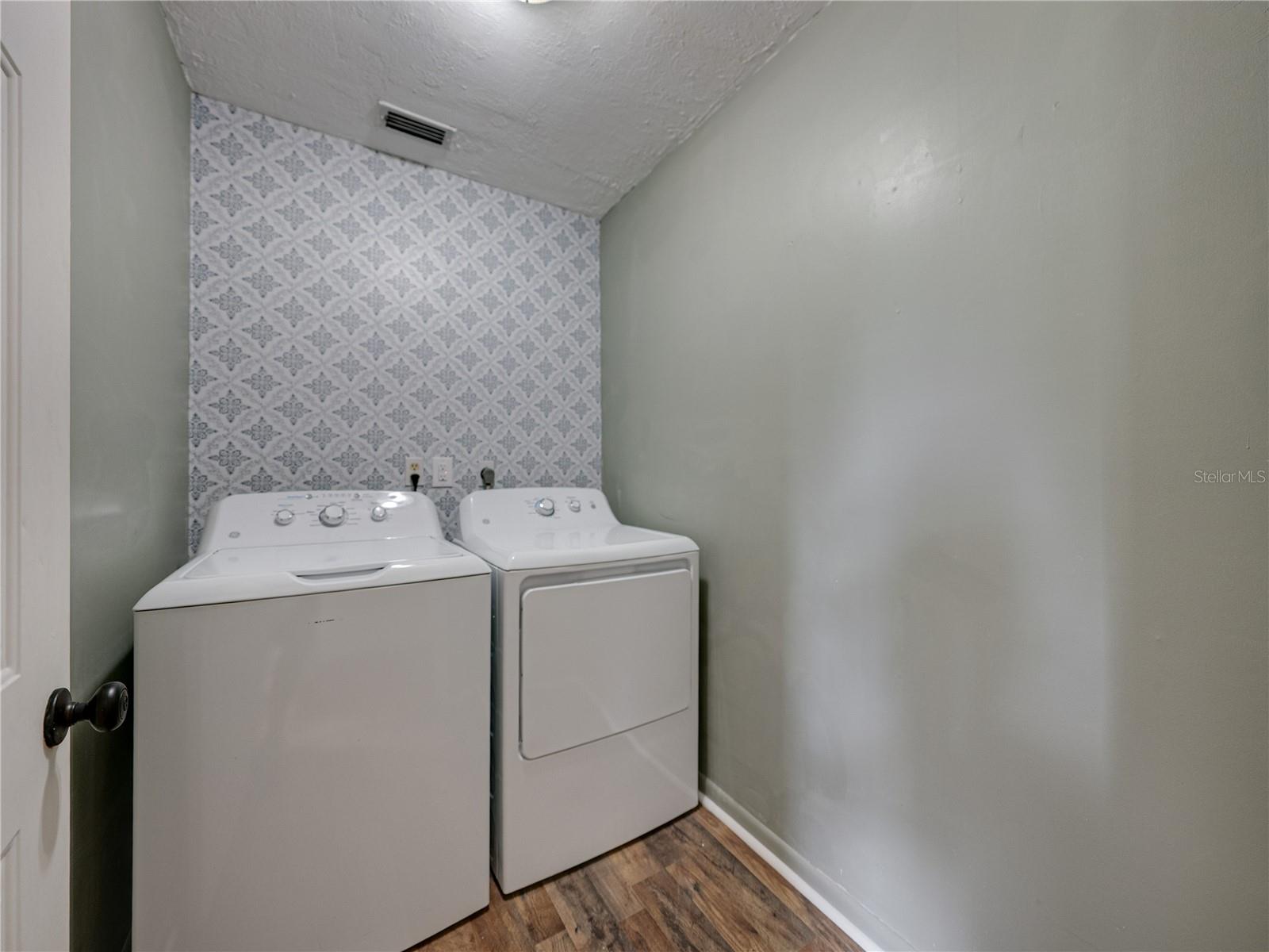3301 LAMPP RD, PLANT CITY, FL, 33565