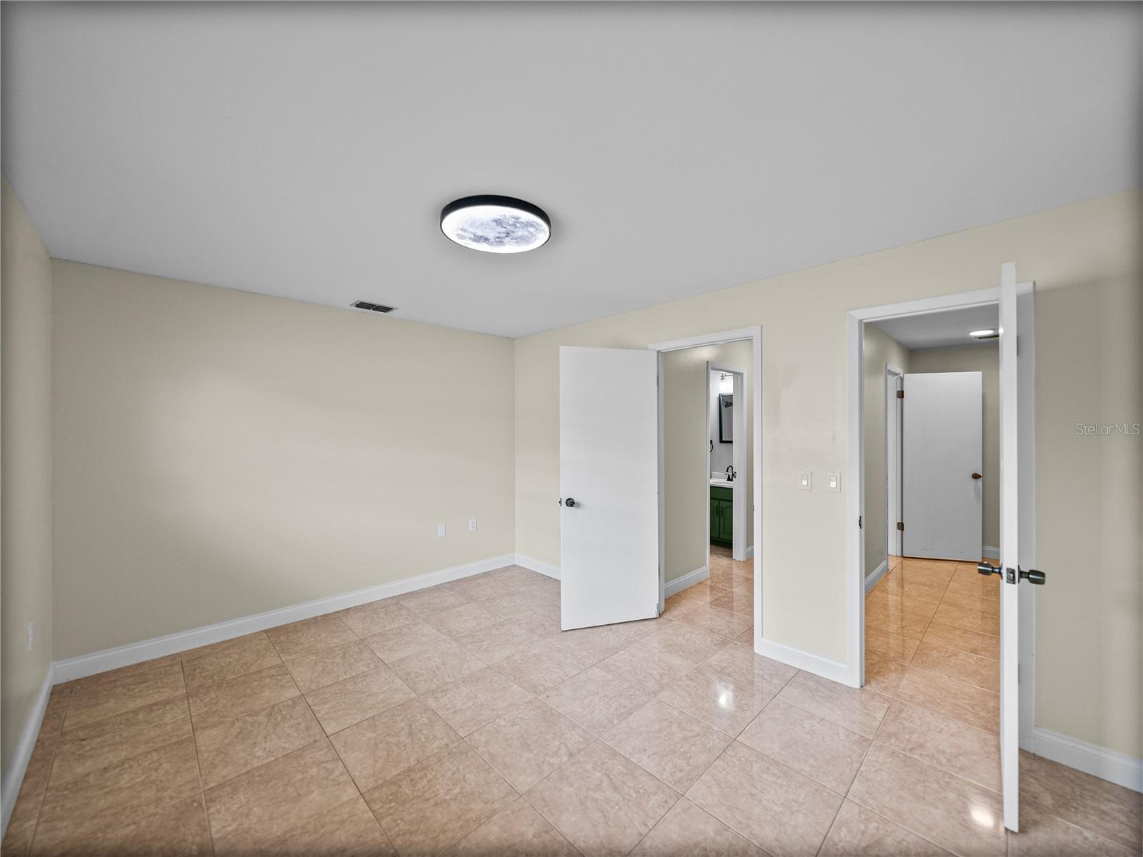 3301 LAMPP RD, PLANT CITY, FL, 33565