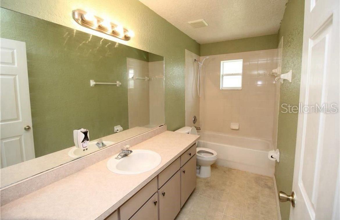 250 ASHLEY RD, MASCOTTE, FL, 34753