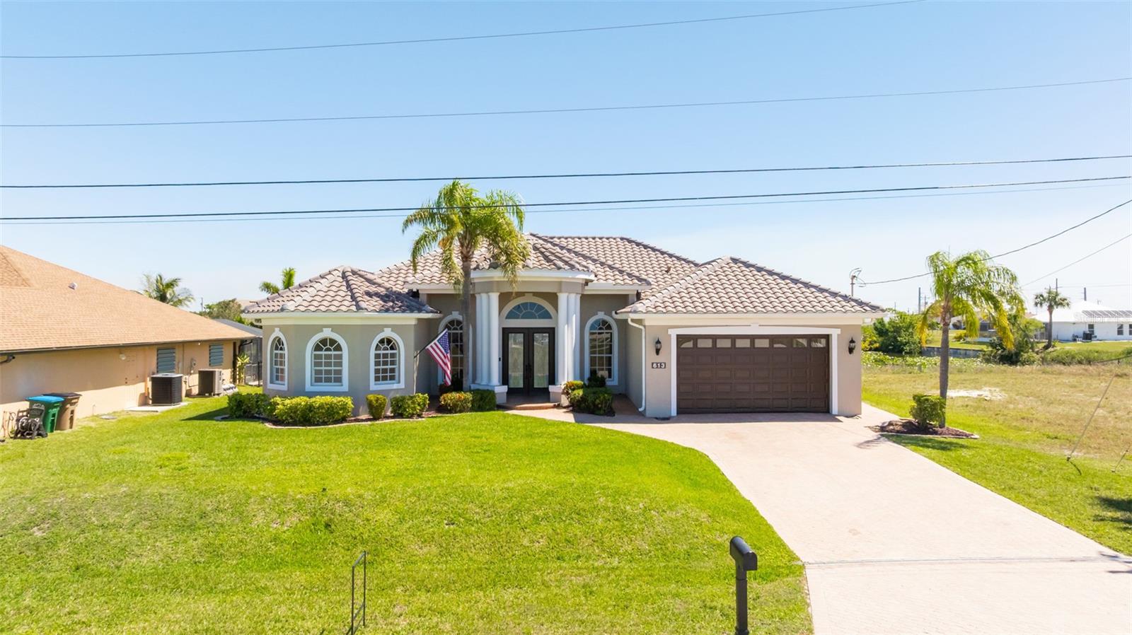 613 SE 4TH PL, CAPE CORAL, FL, 33990