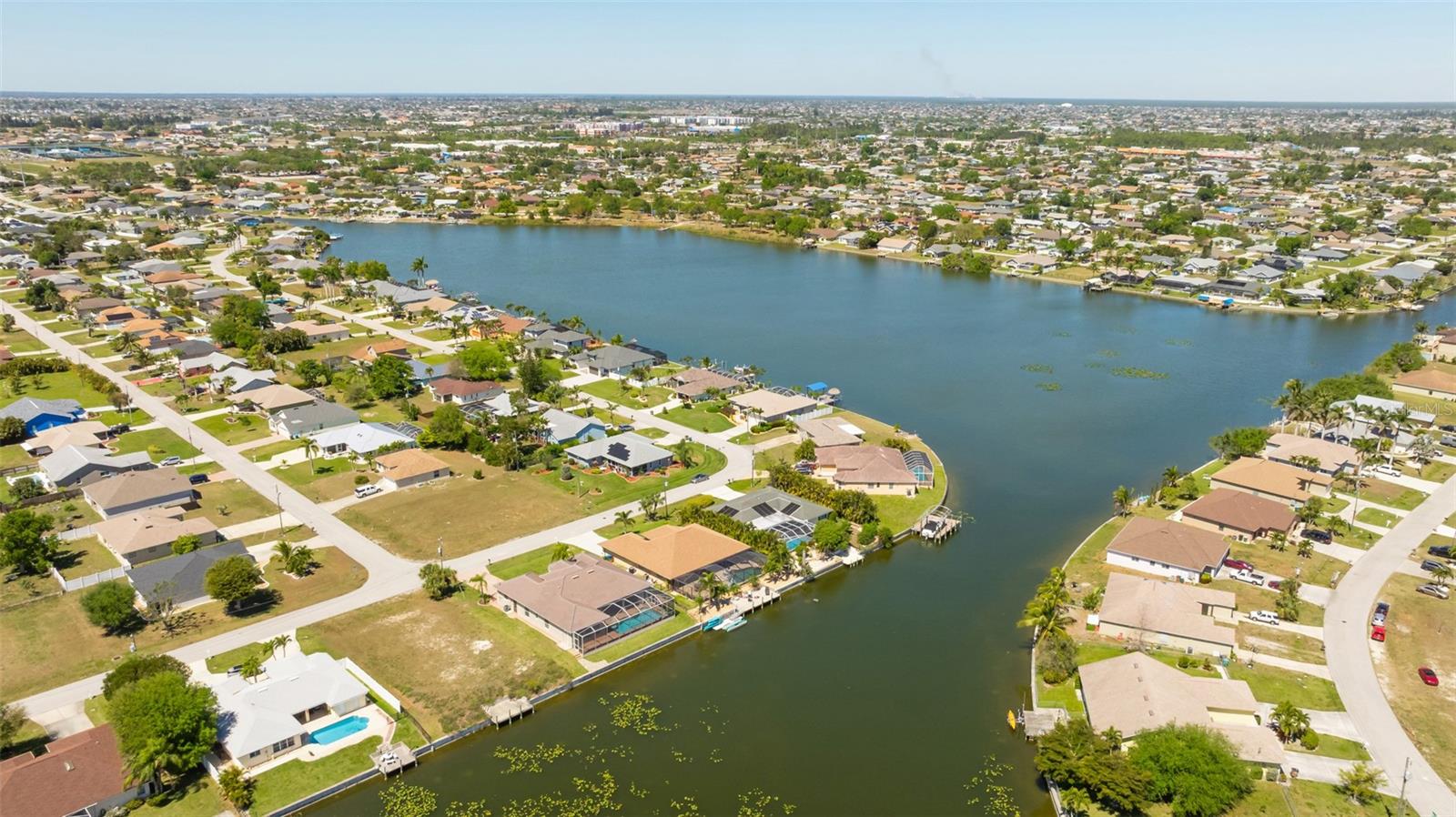 613 SE 4TH PL, CAPE CORAL, FL, 33990