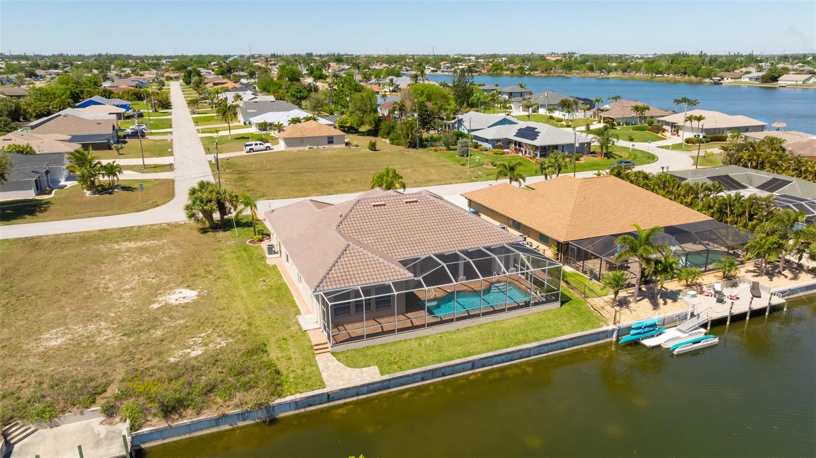 613 SE 4TH PL, CAPE CORAL, FL, 33990