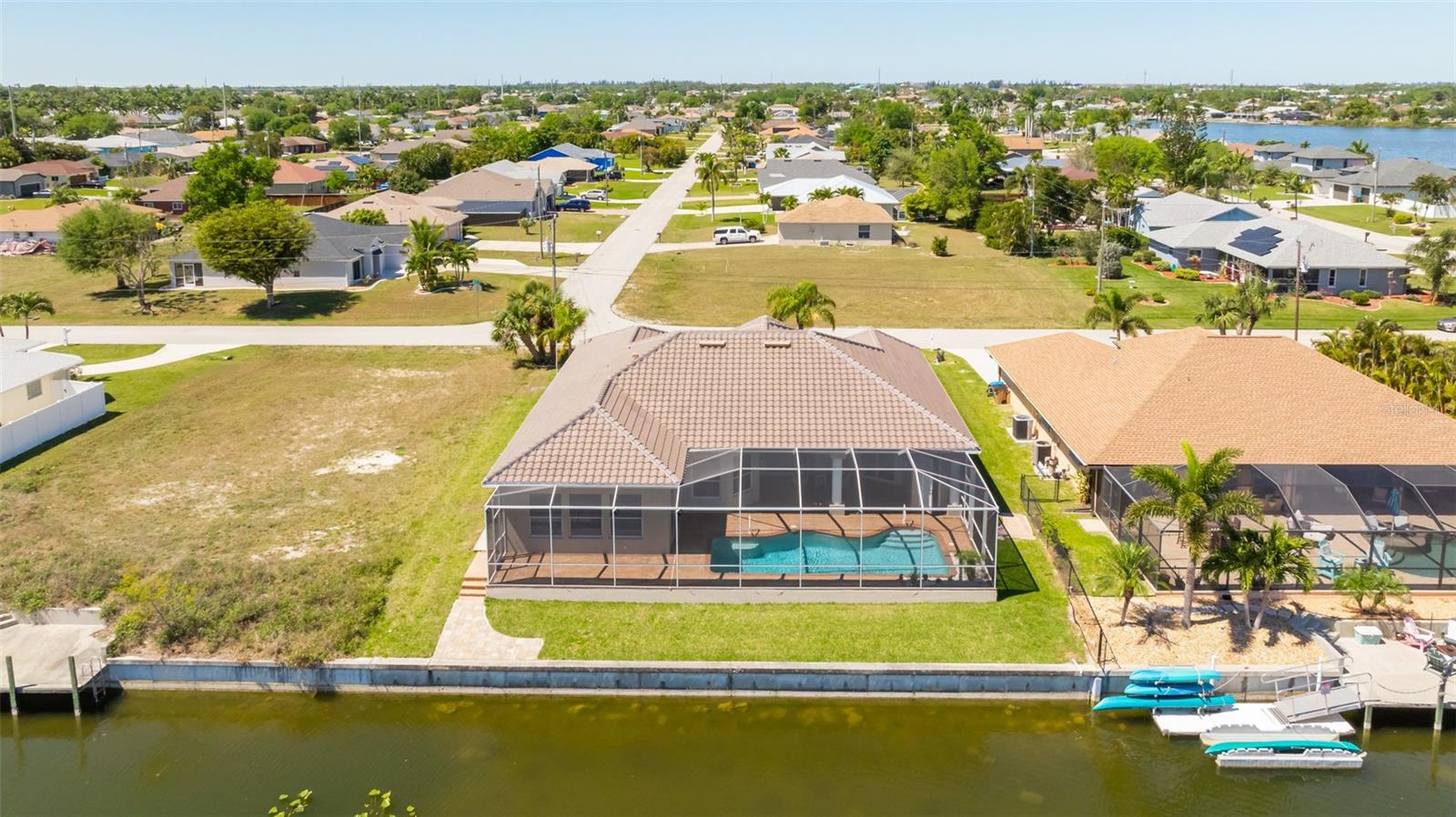 613 SE 4TH PL, CAPE CORAL, FL, 33990