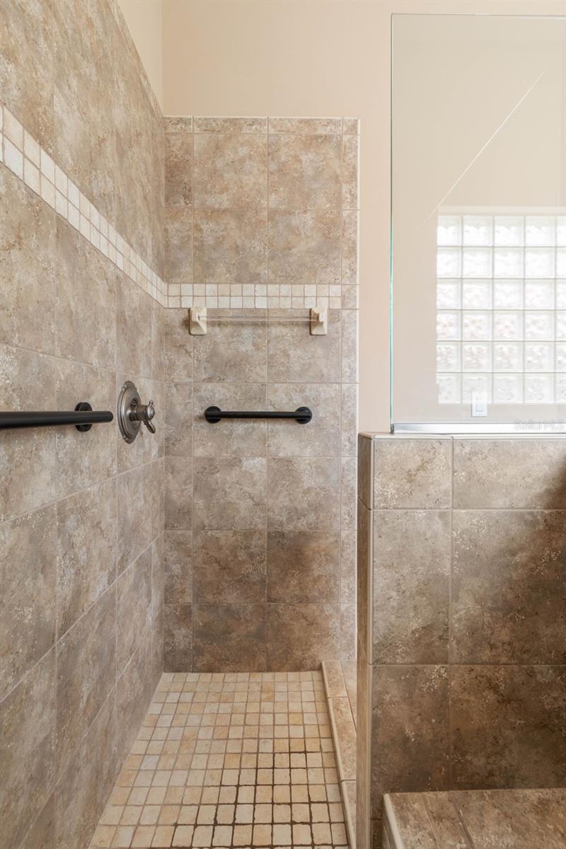 9 CYPRESSWOOD DR N, PALM COAST, FL, 32137