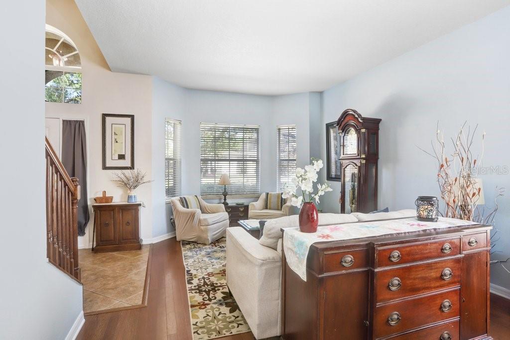2712 AVON RIVER DR, VALRICO, FL, 33596
