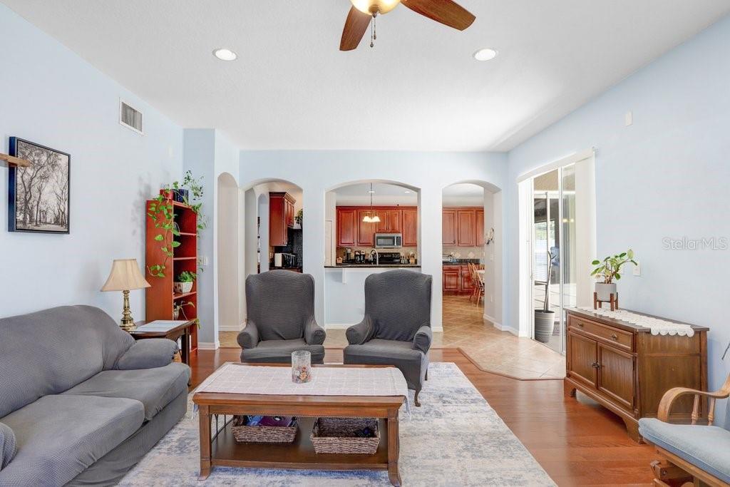 2712 AVON RIVER DR, VALRICO, FL, 33596