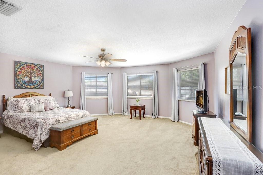 2712 AVON RIVER DR, VALRICO, FL, 33596