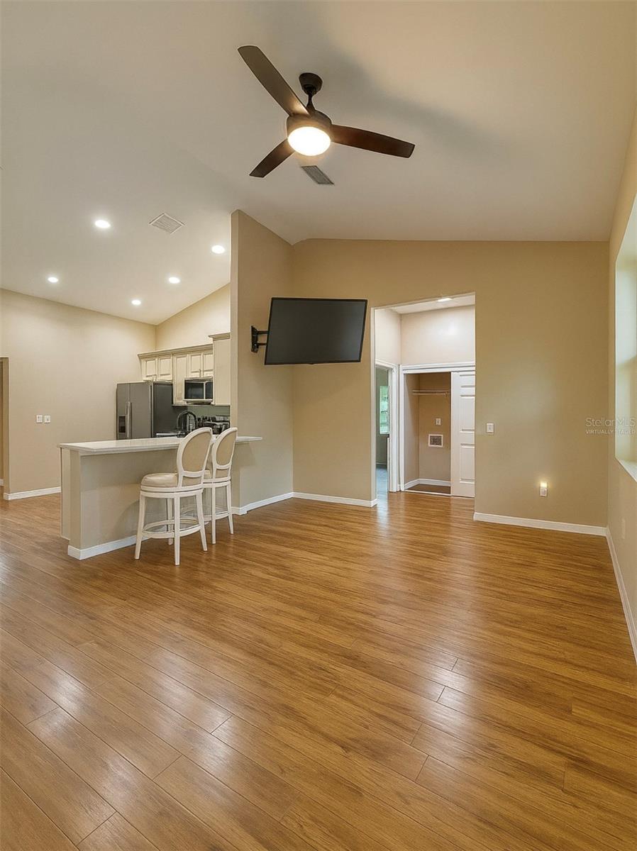 96 HUMPHREY AVE, LAKE PLACID, FL, 33852