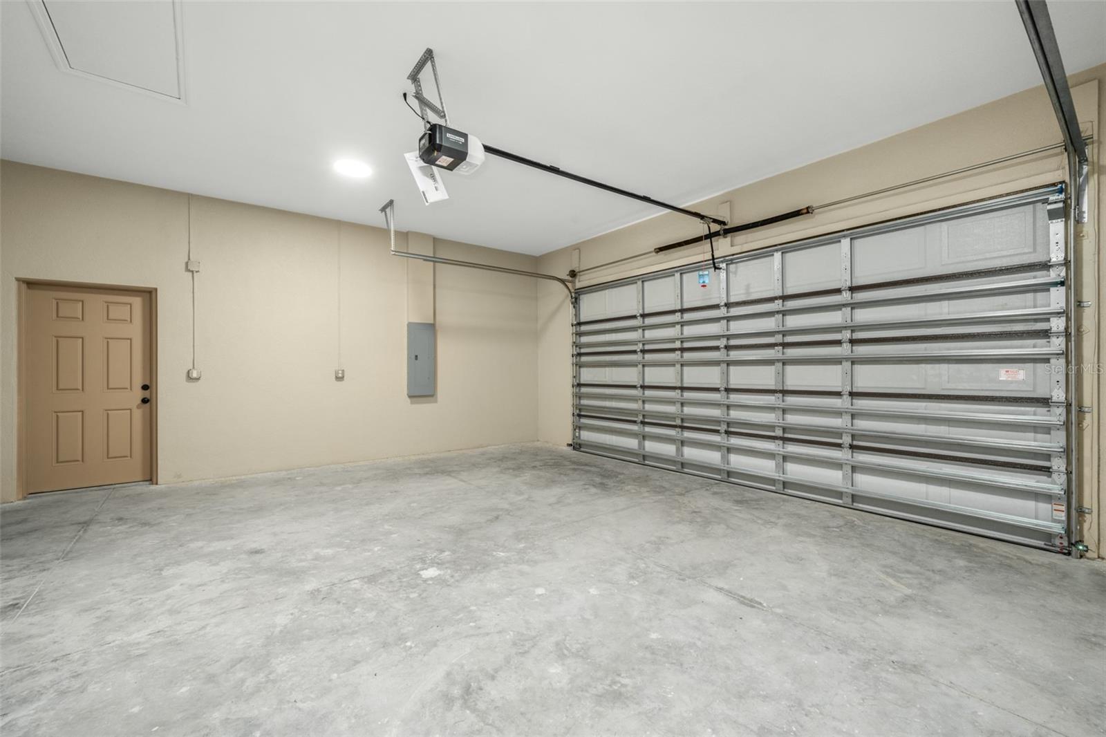 96 HUMPHREY AVE, LAKE PLACID, FL, 33852