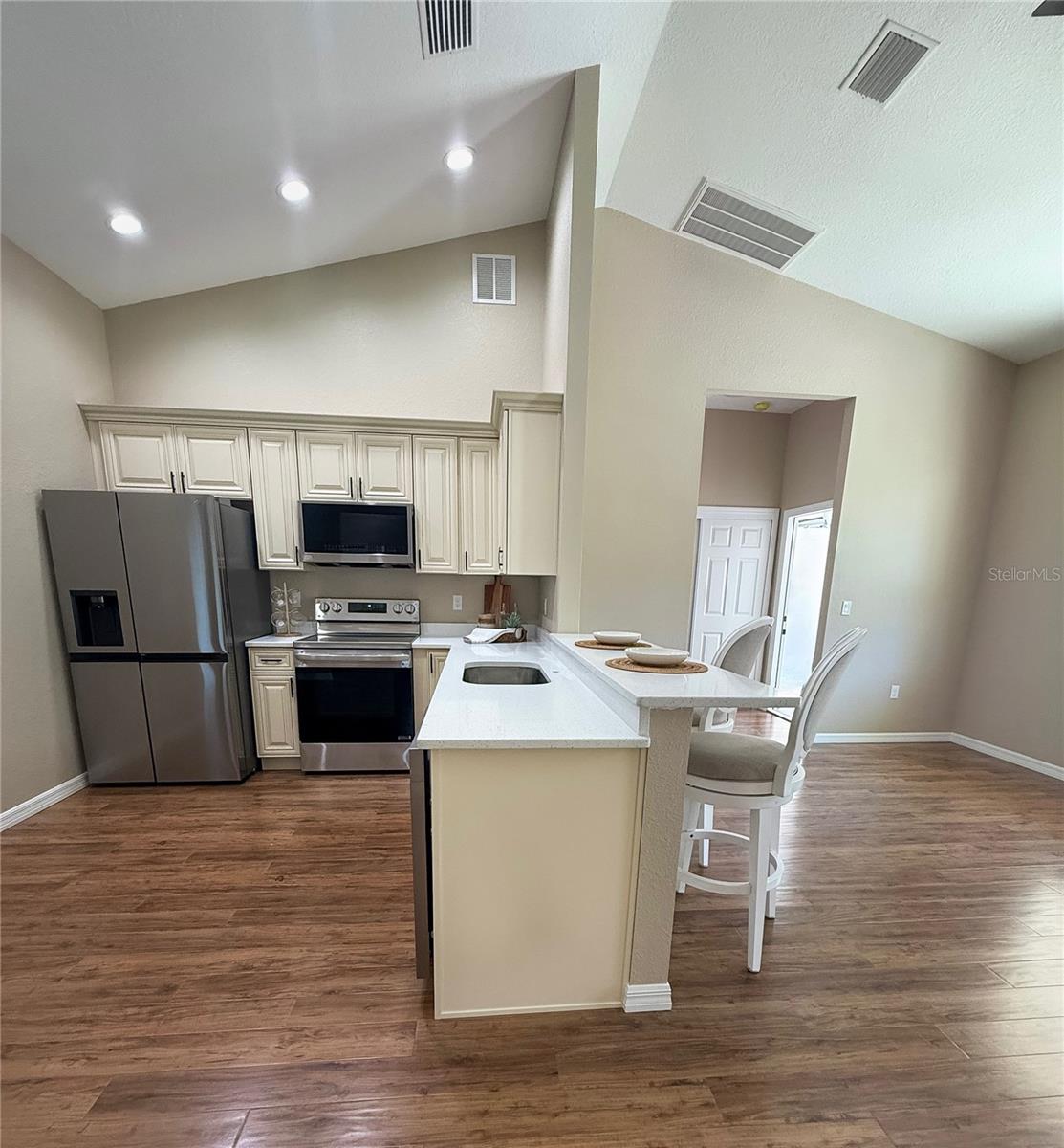 96 HUMPHREY AVE, LAKE PLACID, FL, 33852