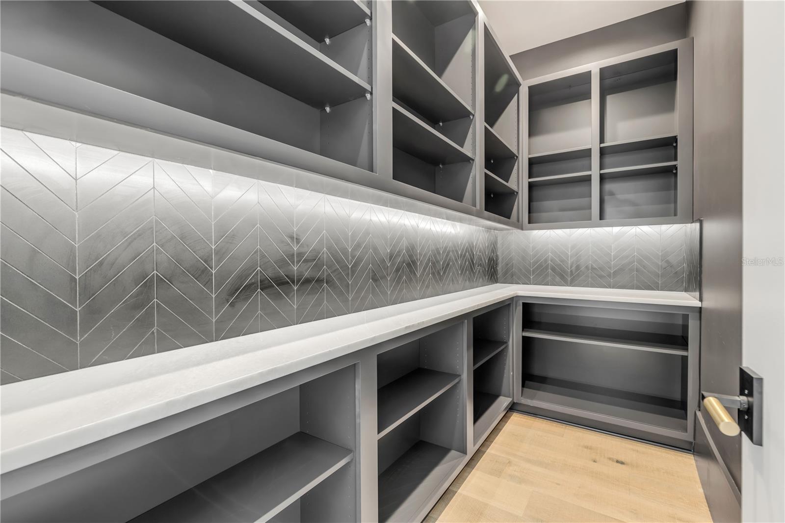 NS1084152 Property Photo