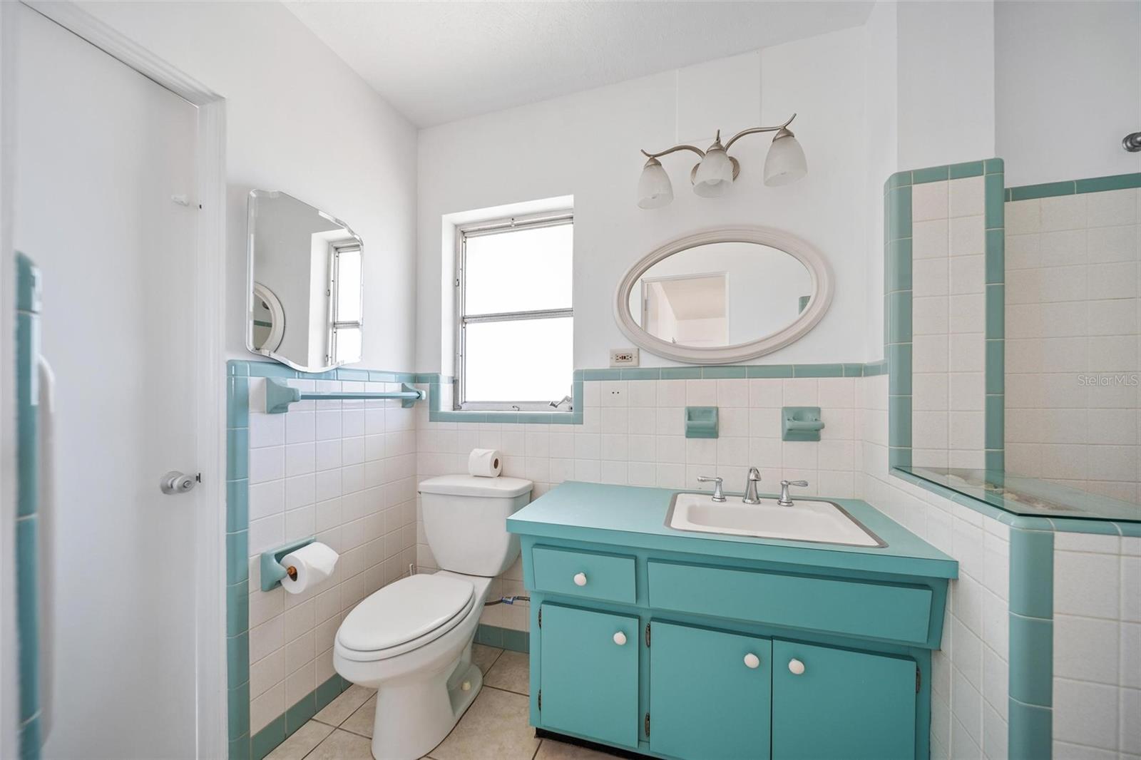 3011 BOUGAINVILLEA ST, SARASOTA, FL, 34239