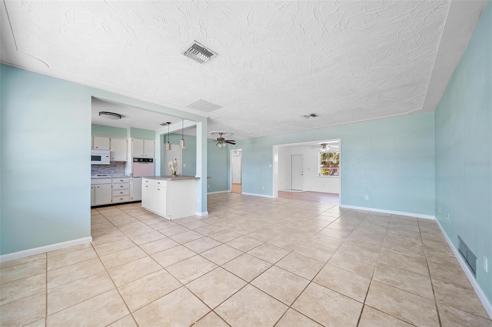 3011 BOUGAINVILLEA ST, SARASOTA, FL, 34239