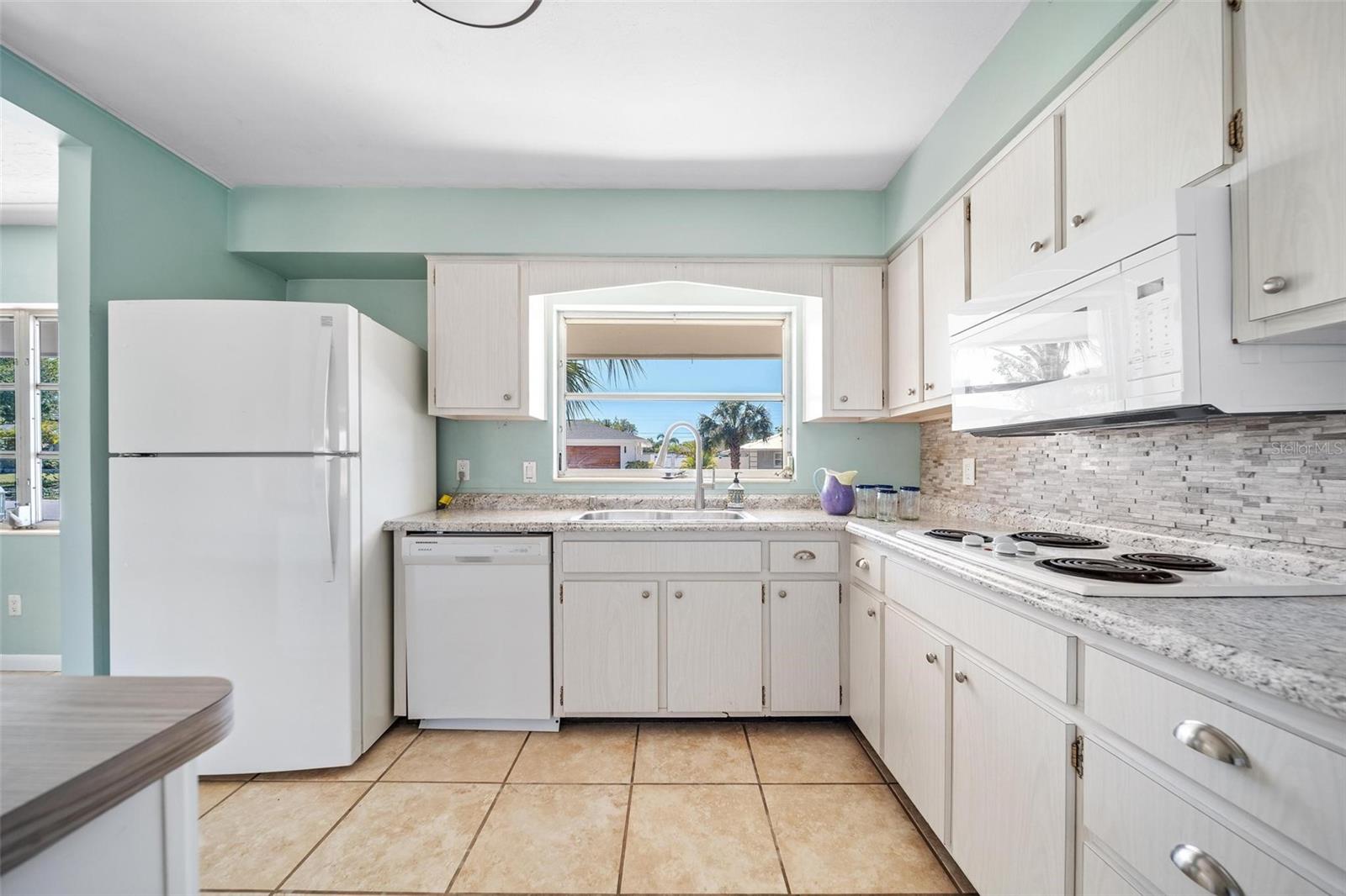 3011 BOUGAINVILLEA ST, SARASOTA, FL, 34239