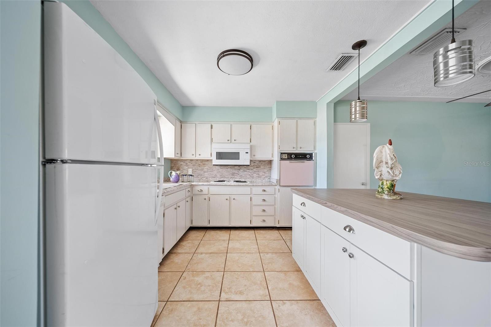 3011 BOUGAINVILLEA ST, SARASOTA, FL, 34239