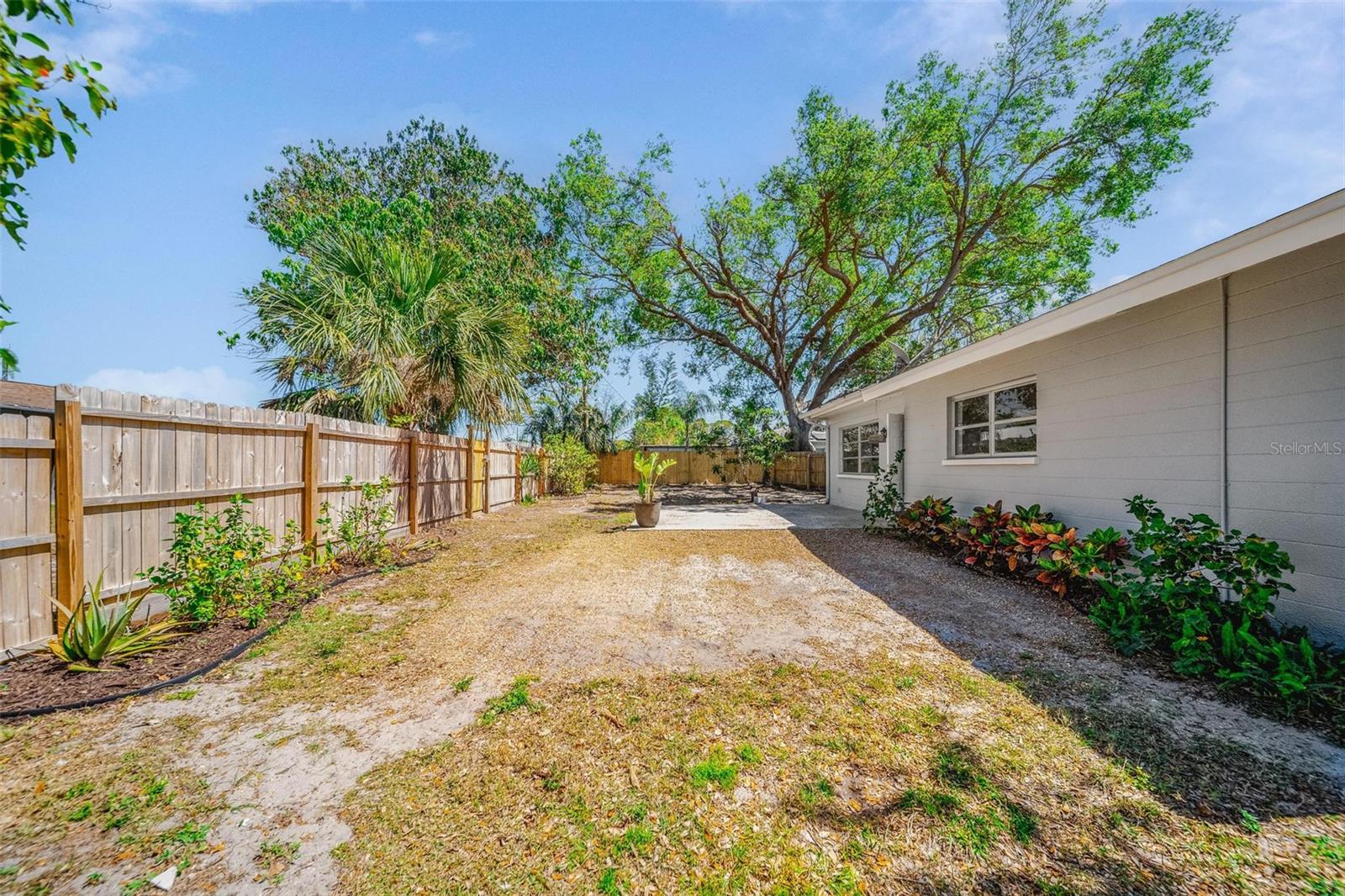 3011 BOUGAINVILLEA ST, SARASOTA, FL, 34239