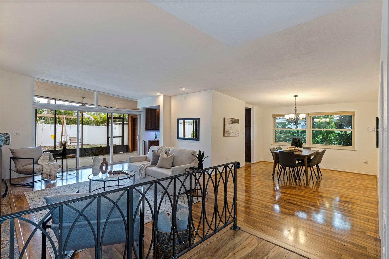 1301 45TH AVE N, ST PETERSBURG, FL, 33703