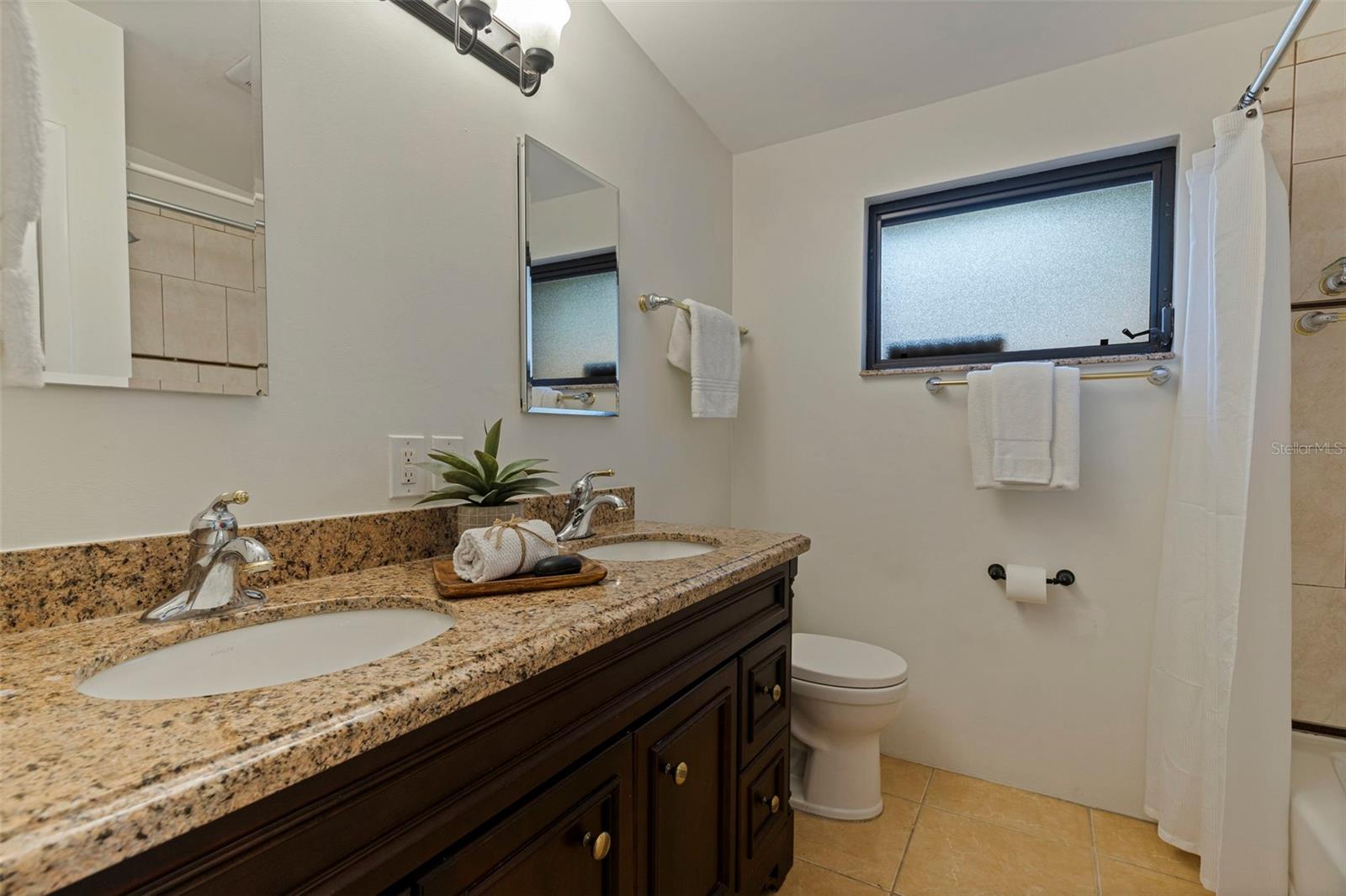 1301 45TH AVE N, ST PETERSBURG, FL, 33703