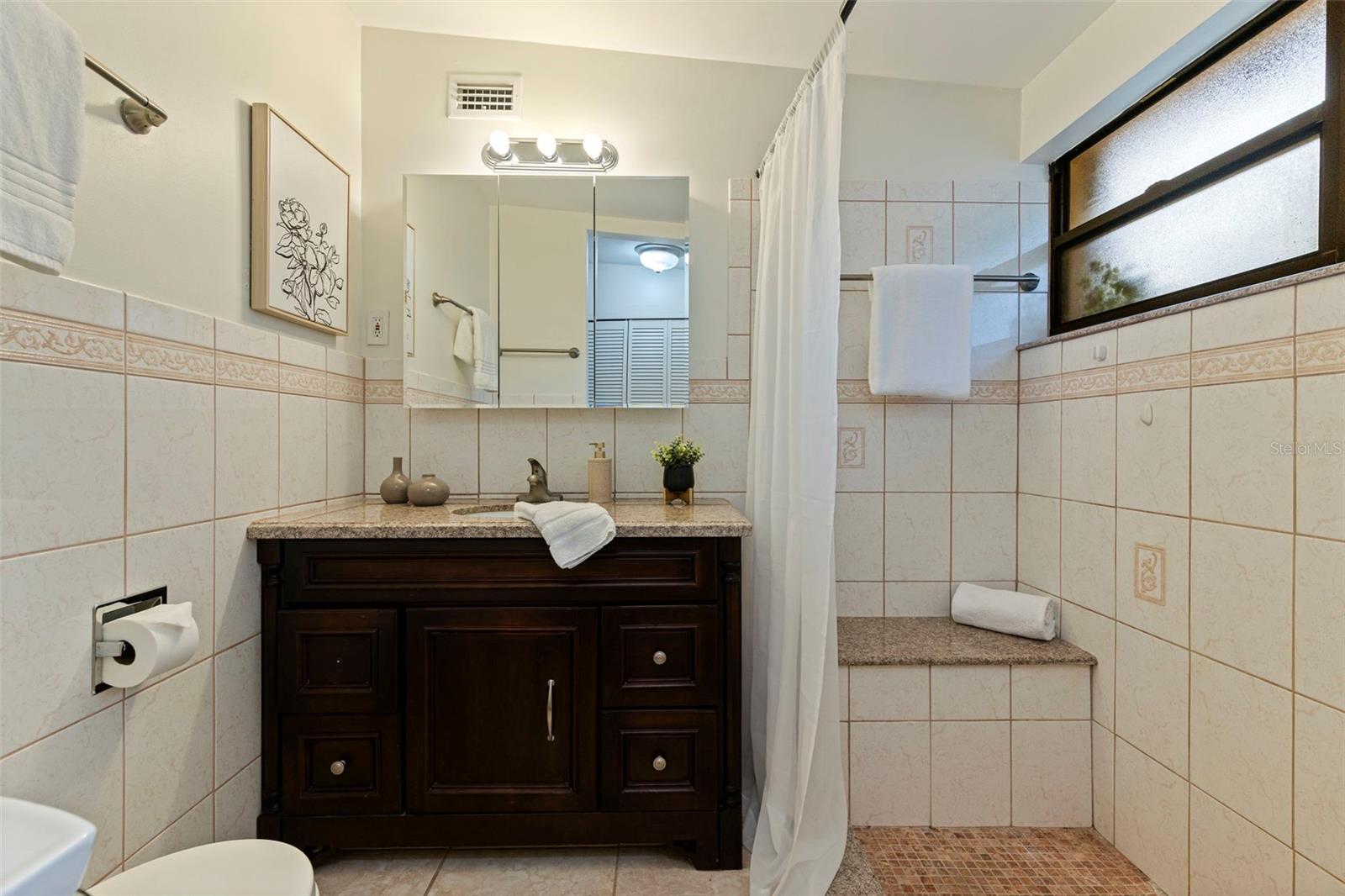 1301 45TH AVE N, ST PETERSBURG, FL, 33703