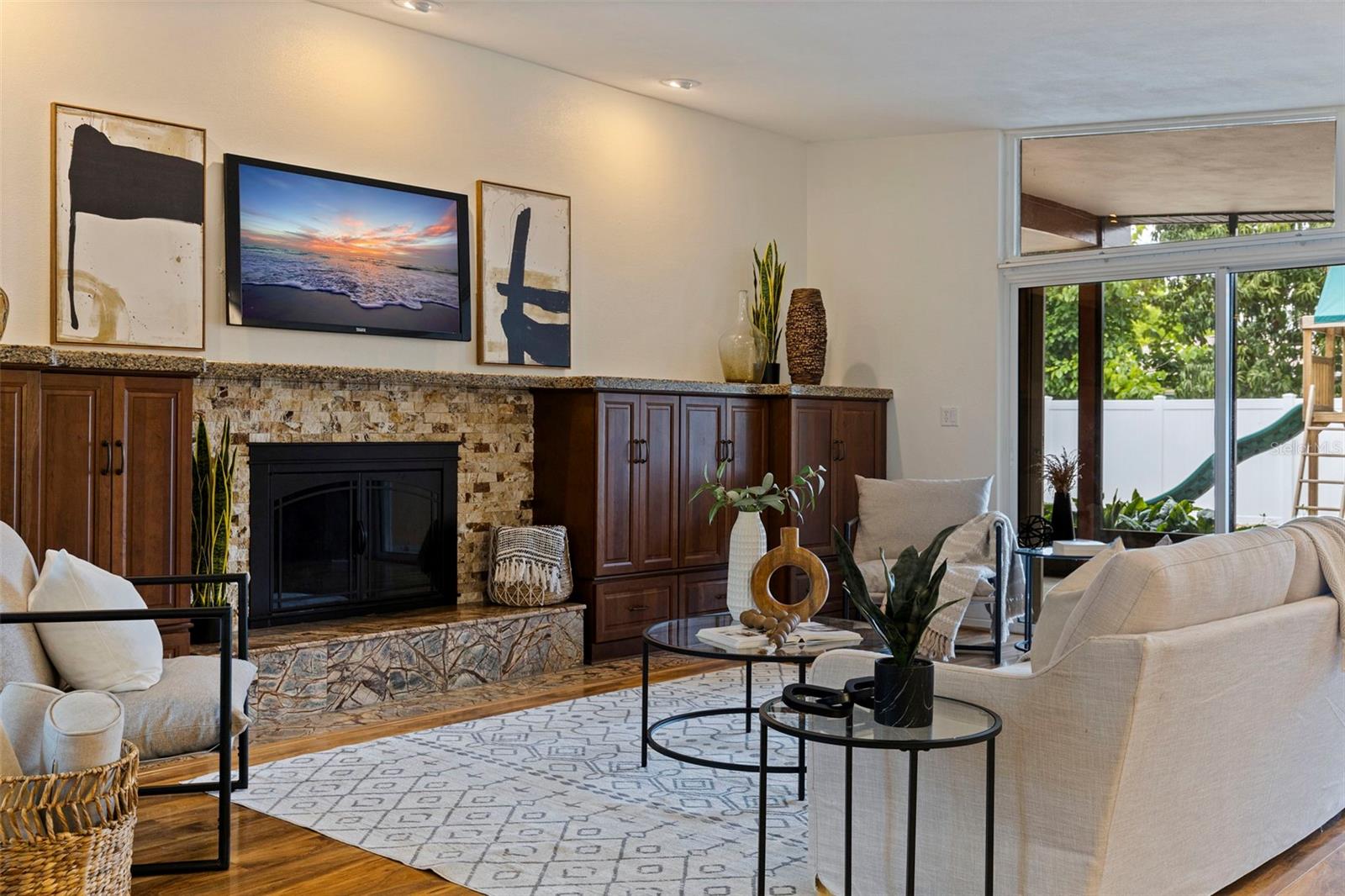 1301 45TH AVE N, ST PETERSBURG, FL, 33703