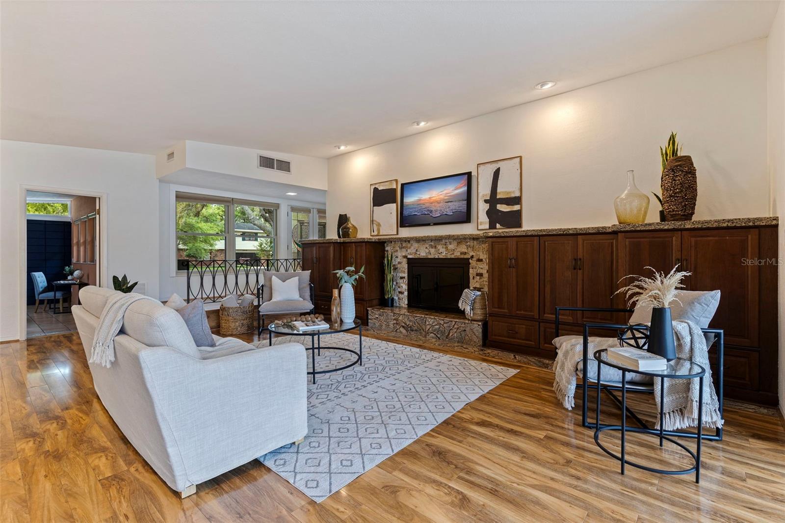 1301 45TH AVE N, ST PETERSBURG, FL, 33703