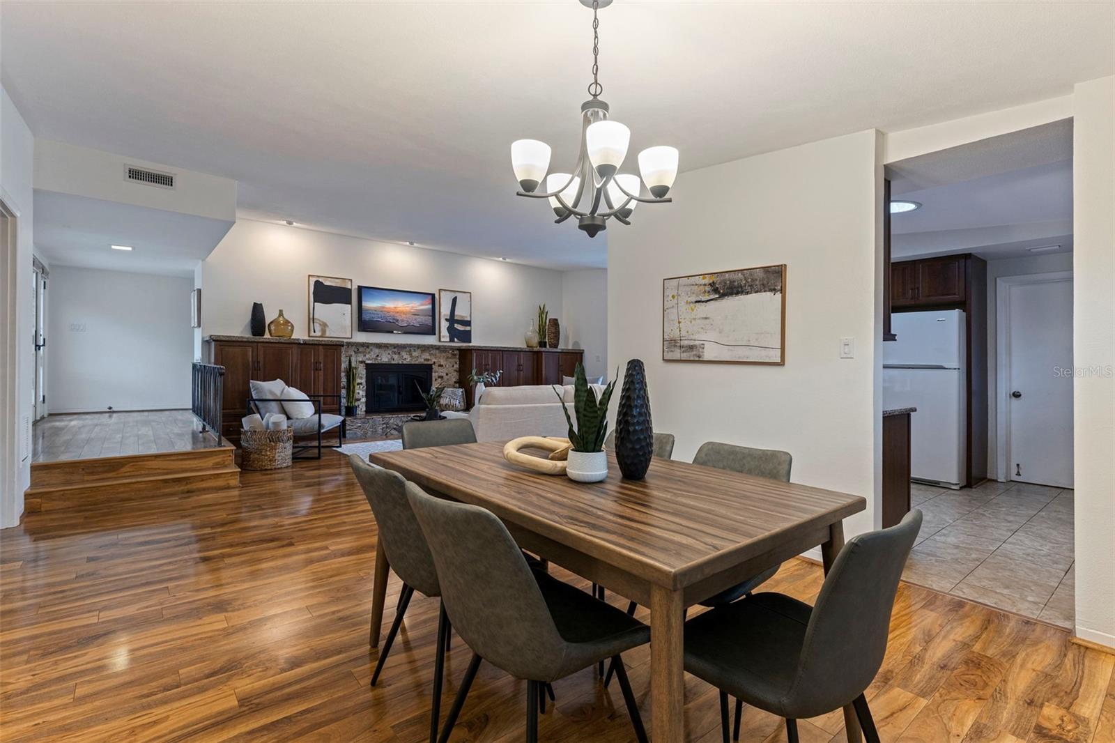 1301 45TH AVE N, ST PETERSBURG, FL, 33703