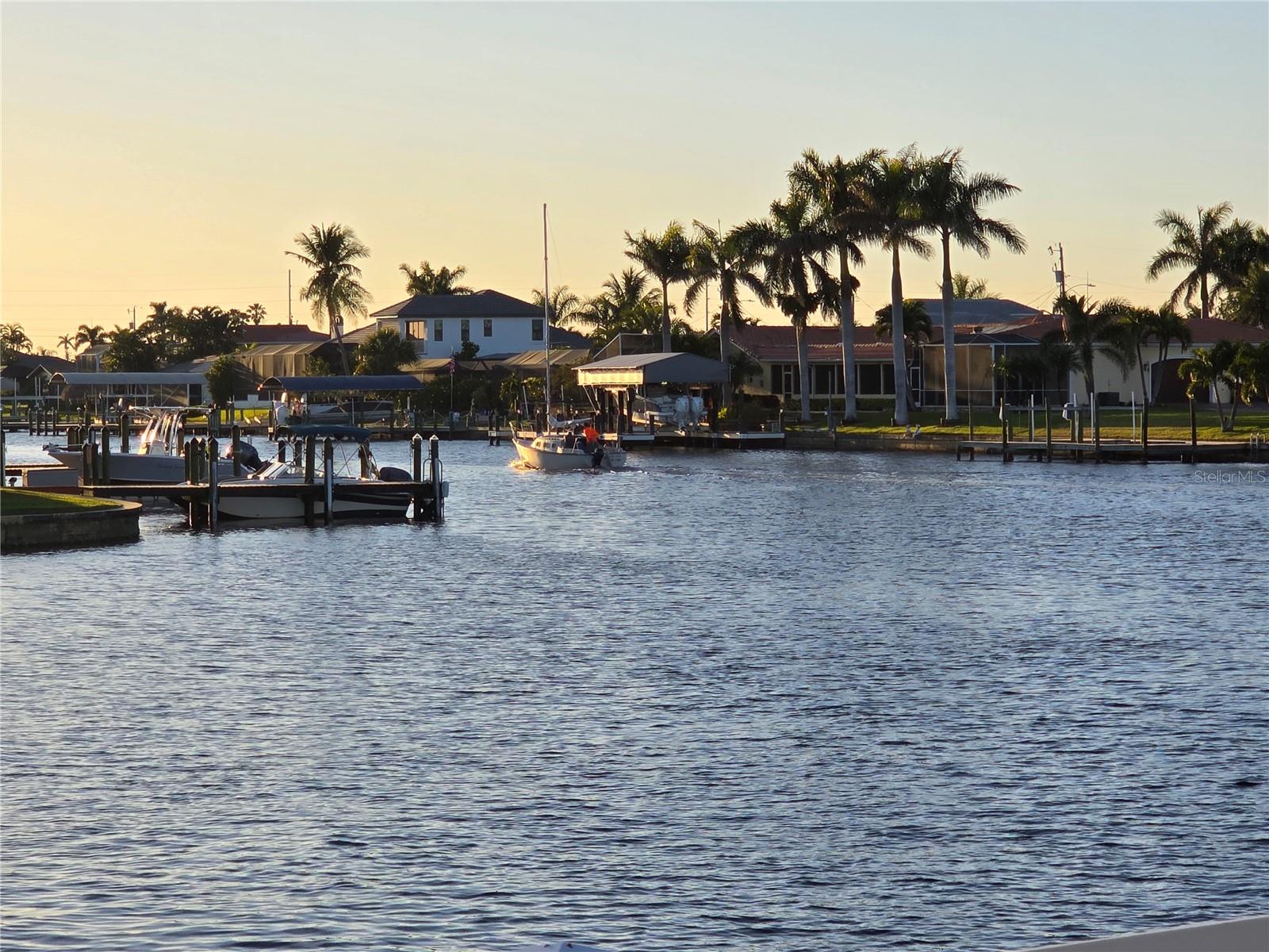 4012 SE 19TH AVE #103, CAPE CORAL, FL, 33904