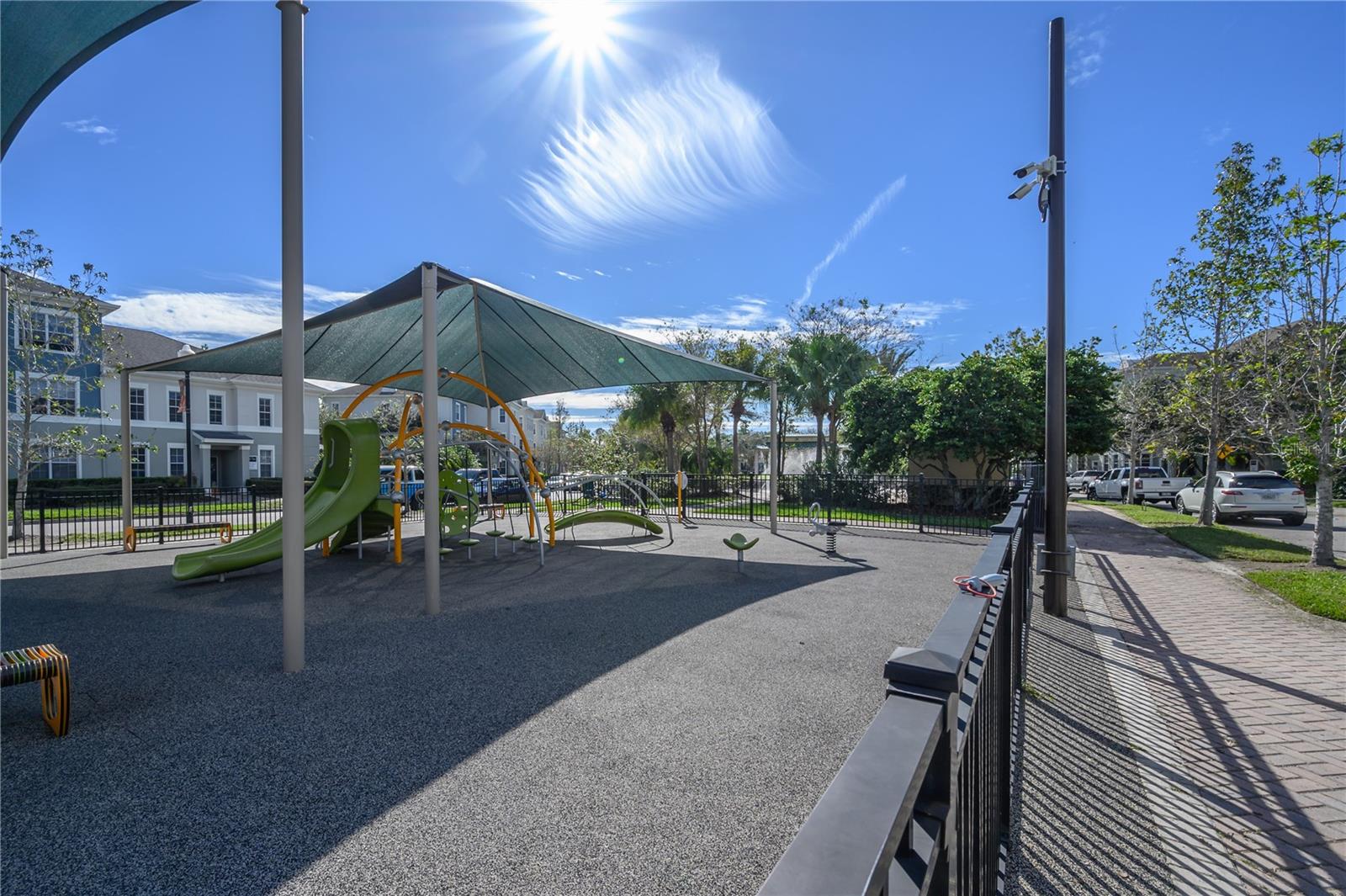 12406 BRISTOL COMMONS CIR, TAMPA, FL, 33626