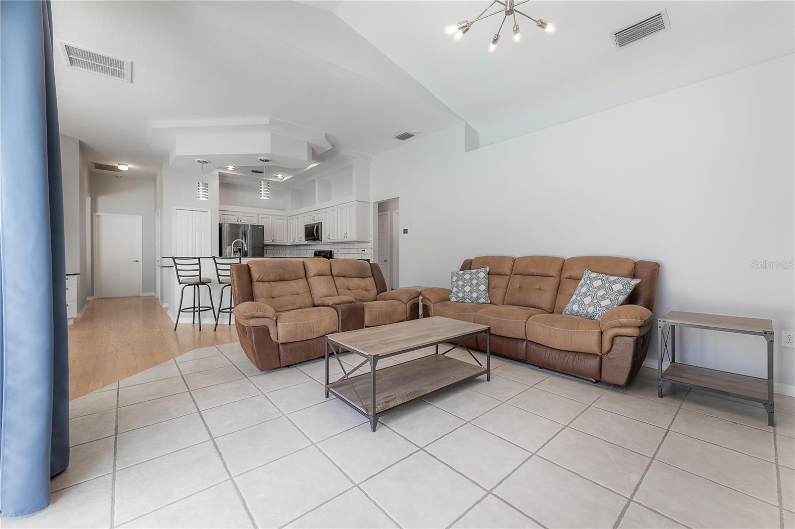 12406 BRISTOL COMMONS CIR, TAMPA, FL, 33626