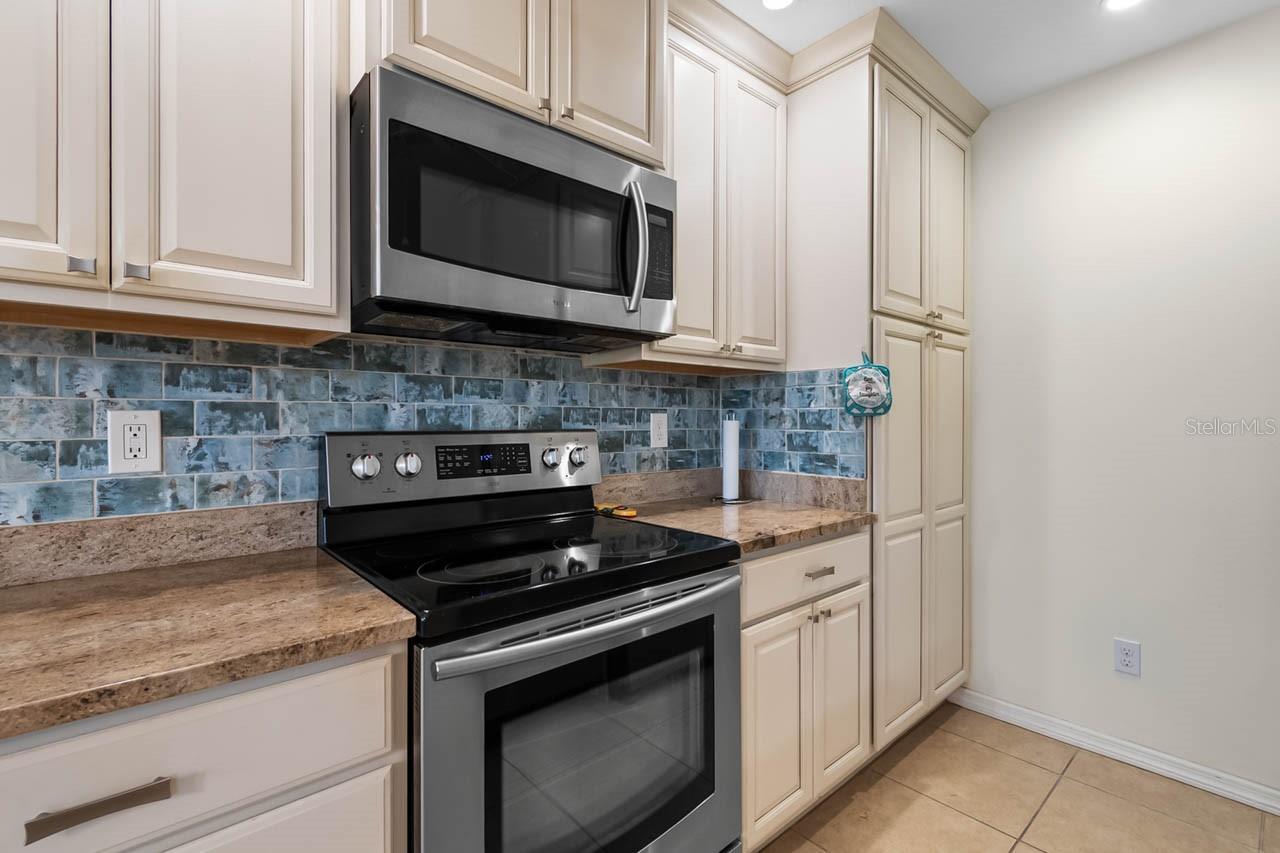 407 FELTHAM TRL #A, SUN CITY CENTER, FL, 33573