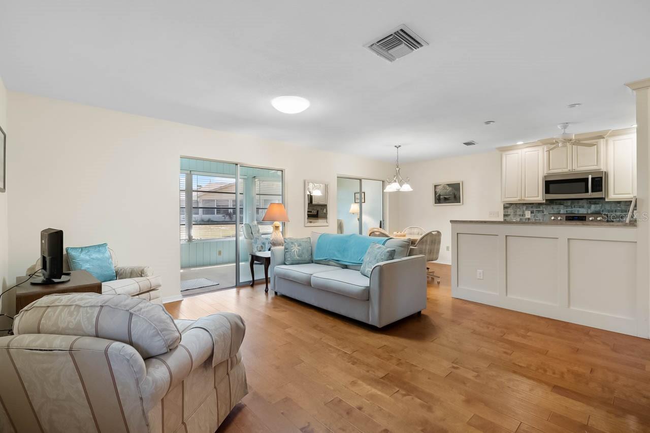 407 FELTHAM TRL #A, SUN CITY CENTER, FL, 33573