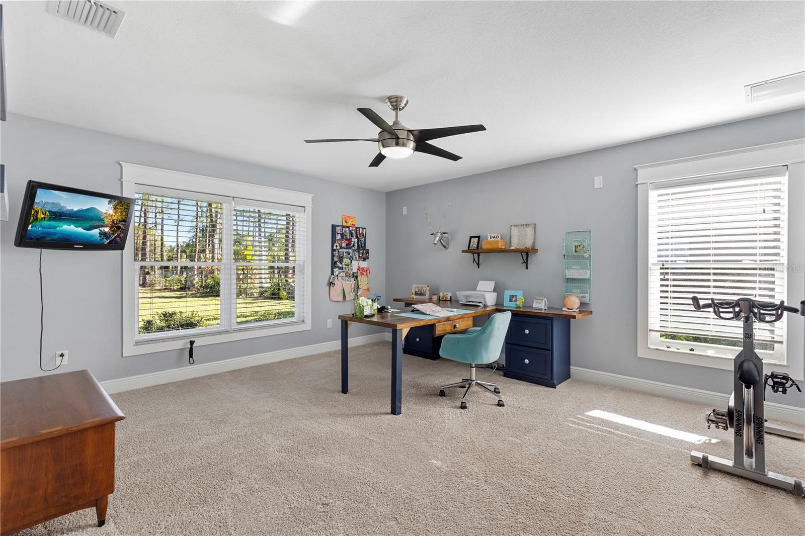 1013 NEWBERGER RD, LUTZ, FL, 33549