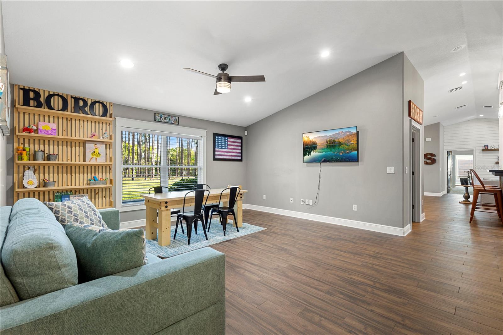 1013 NEWBERGER RD, LUTZ, FL, 33549