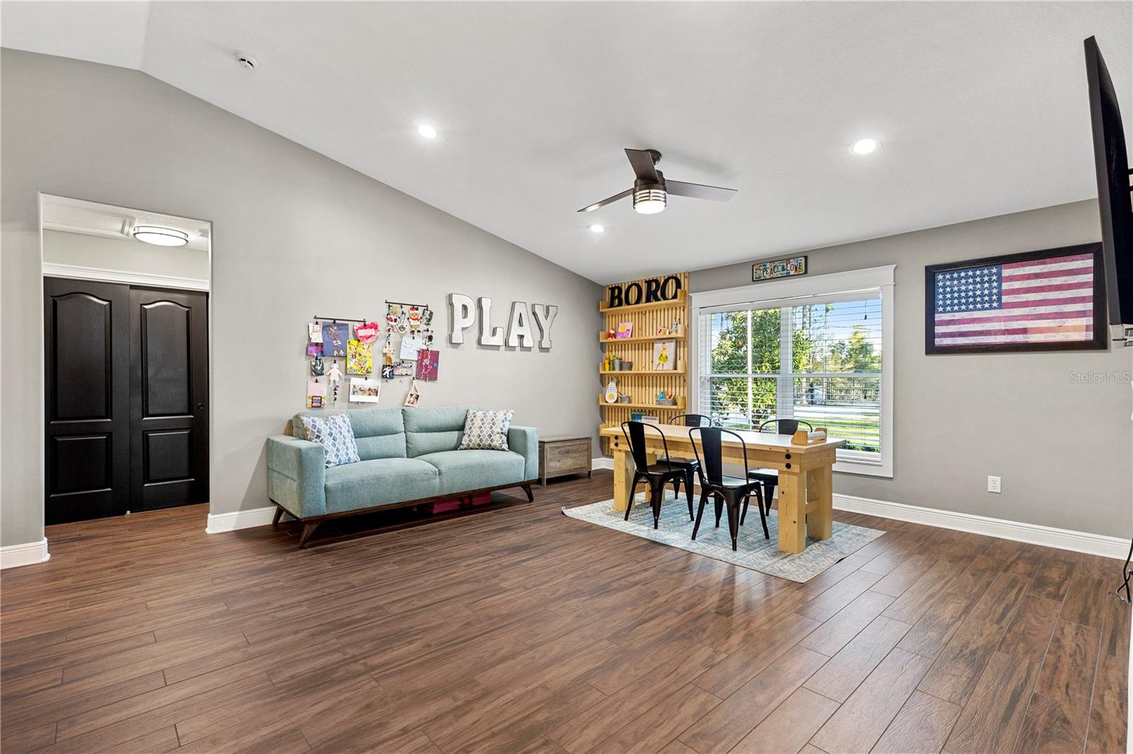 1013 NEWBERGER RD, LUTZ, FL, 33549
