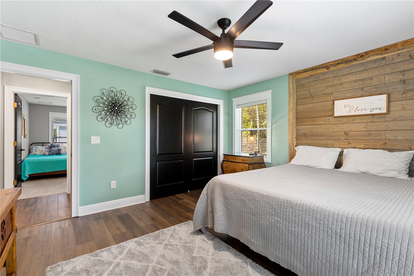 1013 NEWBERGER RD, LUTZ, FL, 33549