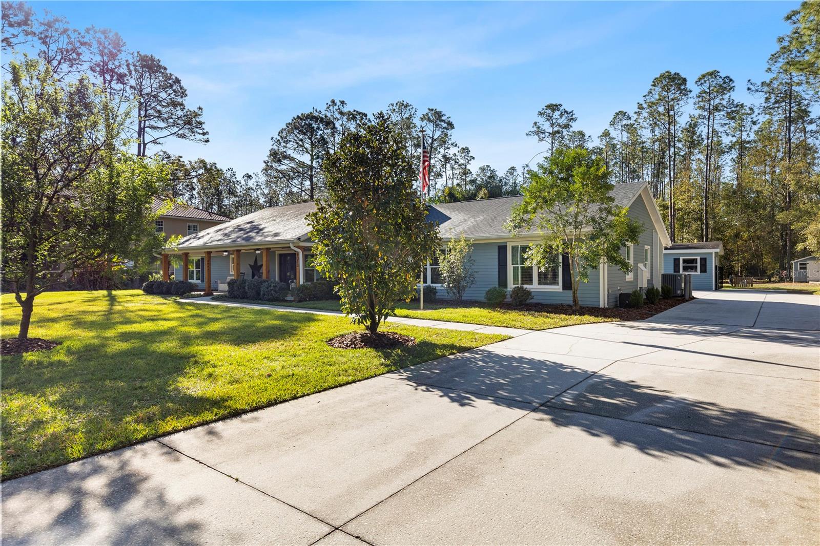 1013 NEWBERGER RD, LUTZ, FL, 33549