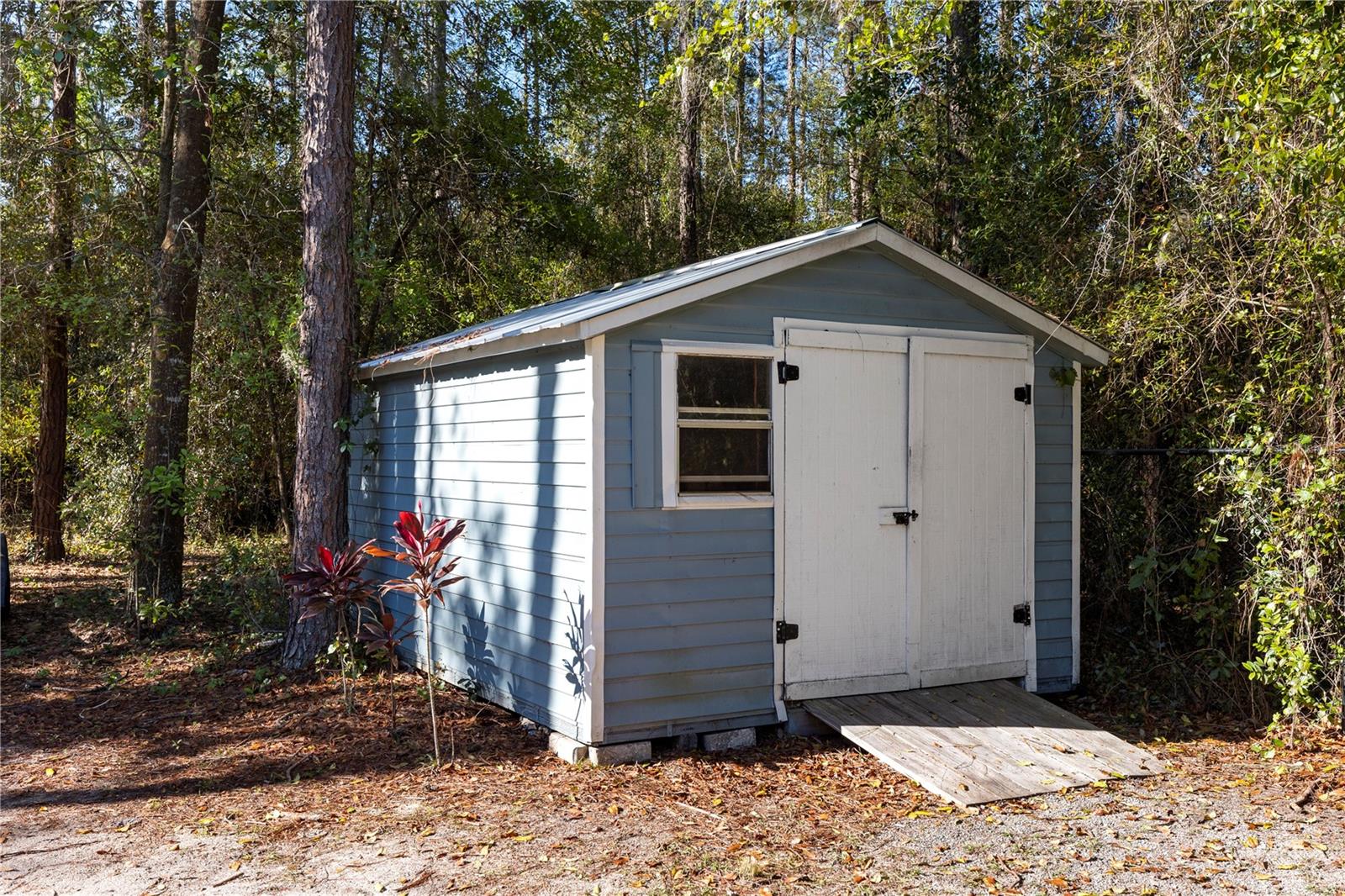1013 NEWBERGER RD, LUTZ, FL, 33549