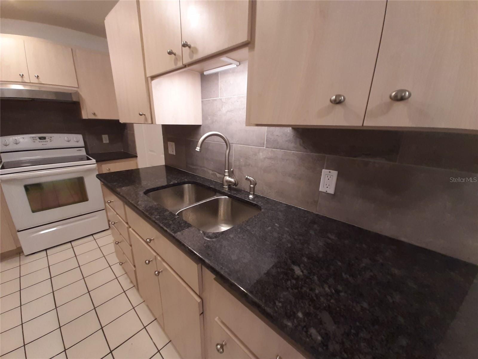 4031 IOLA DR, SARASOTA, FL, 34231